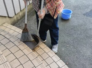 Read more about the article 己達会hikari 作業紹介【ビル清掃】