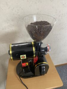 Read more about the article 己達会labo 作業紹介(コーヒー袋詰め)