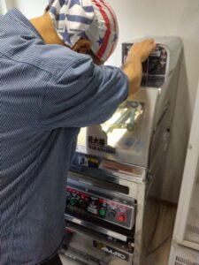 Read more about the article 己達会esse作業紹介【製麺機の清掃】