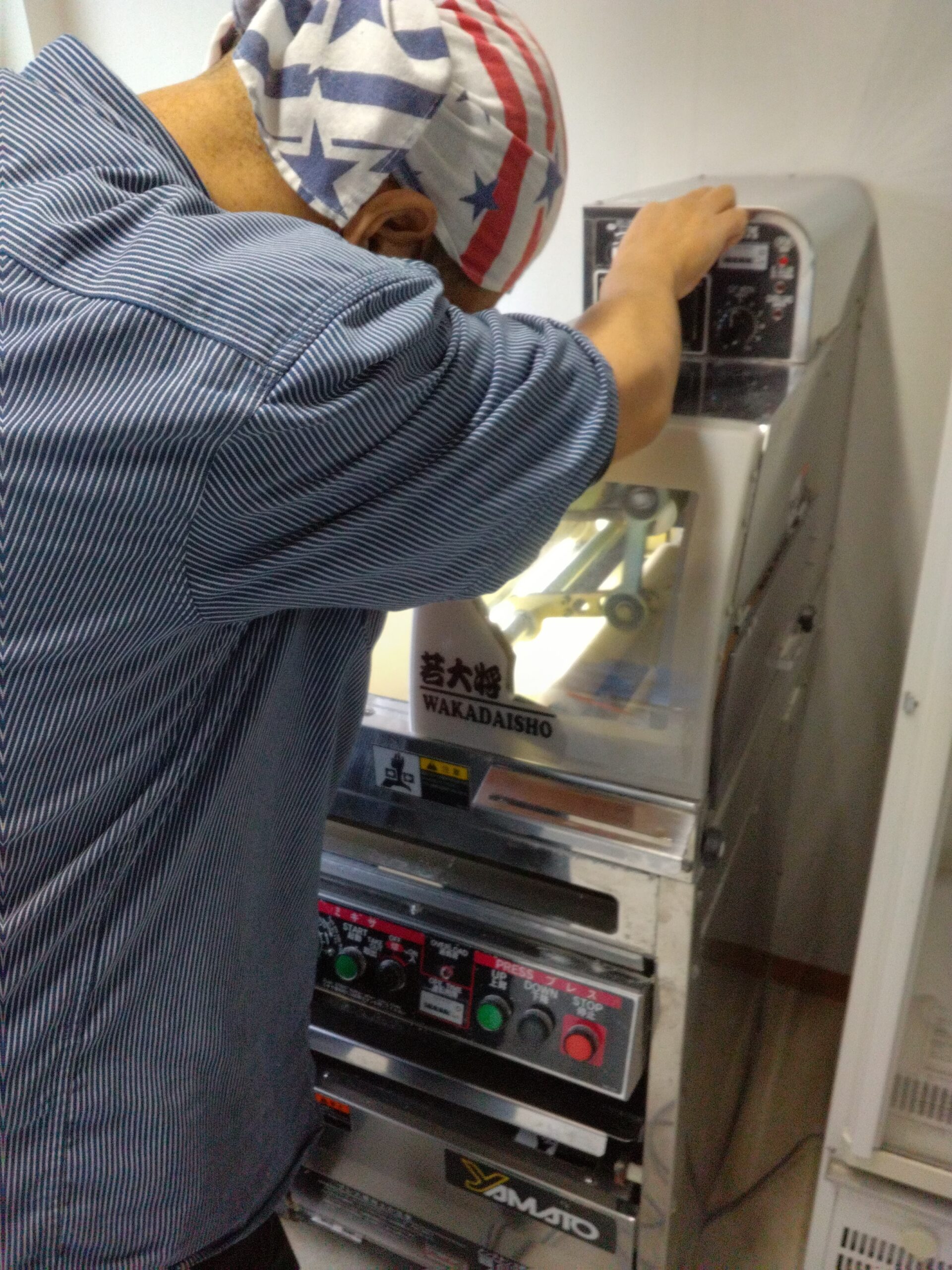 You are currently viewing 己達会esse作業紹介【製麺機の清掃】